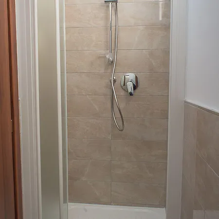 Porta Susa Hotell *